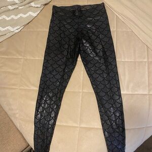 Blackmilk Mermaid Leggings - Medium. Black with silver sheen.